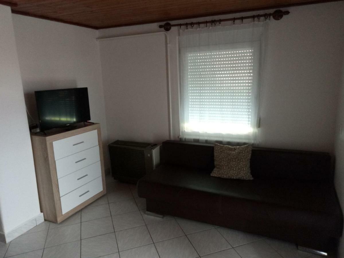 Karos Central Apartmanhaz Zalakaros Exterior foto